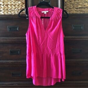 Zac & Rachel lightweight pink clip dot sleeveless blouse in size S